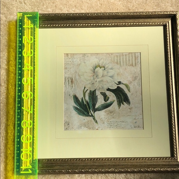 Square Framed Flower - Picture 3 of 4